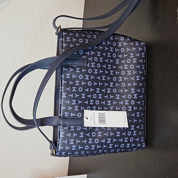 Tommy Hilfiger purse - Picture 7 of 12